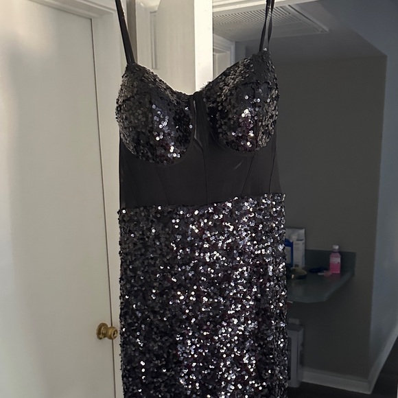 Fashion Nova Dresses & Skirts - Elegant Black Sequin Dress